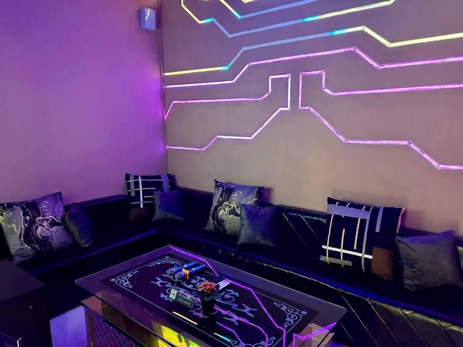 Cozy Holiday Home Karaoke Bbq Bukit Indah Jb Johor Bahru Eksteriør bilde