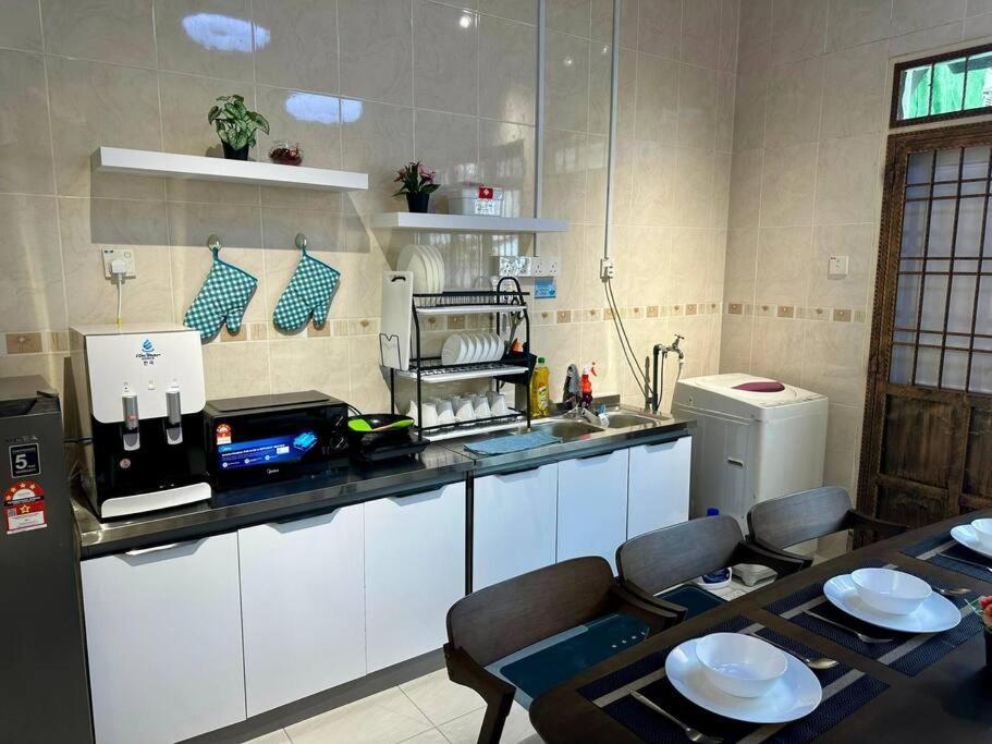 Cozy Holiday Home Karaoke Bbq Bukit Indah Jb Johor Bahru Eksteriør bilde