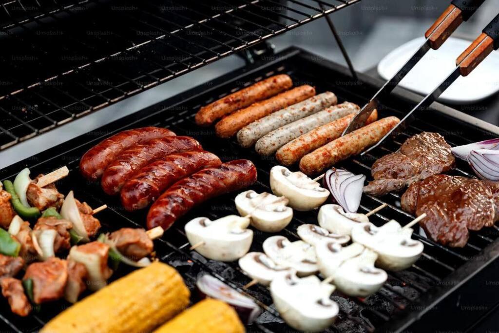 Cozy Holiday Home Karaoke Bbq Bukit Indah Jb Johor Bahru Eksteriør bilde