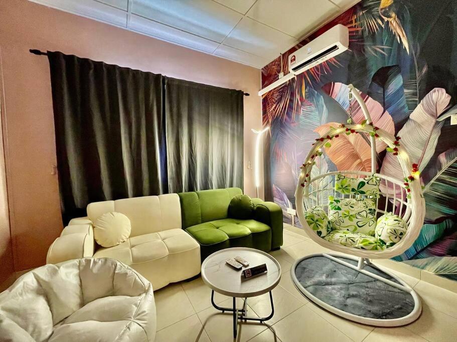 Cozy Holiday Home Karaoke Bbq Bukit Indah Jb Johor Bahru Eksteriør bilde